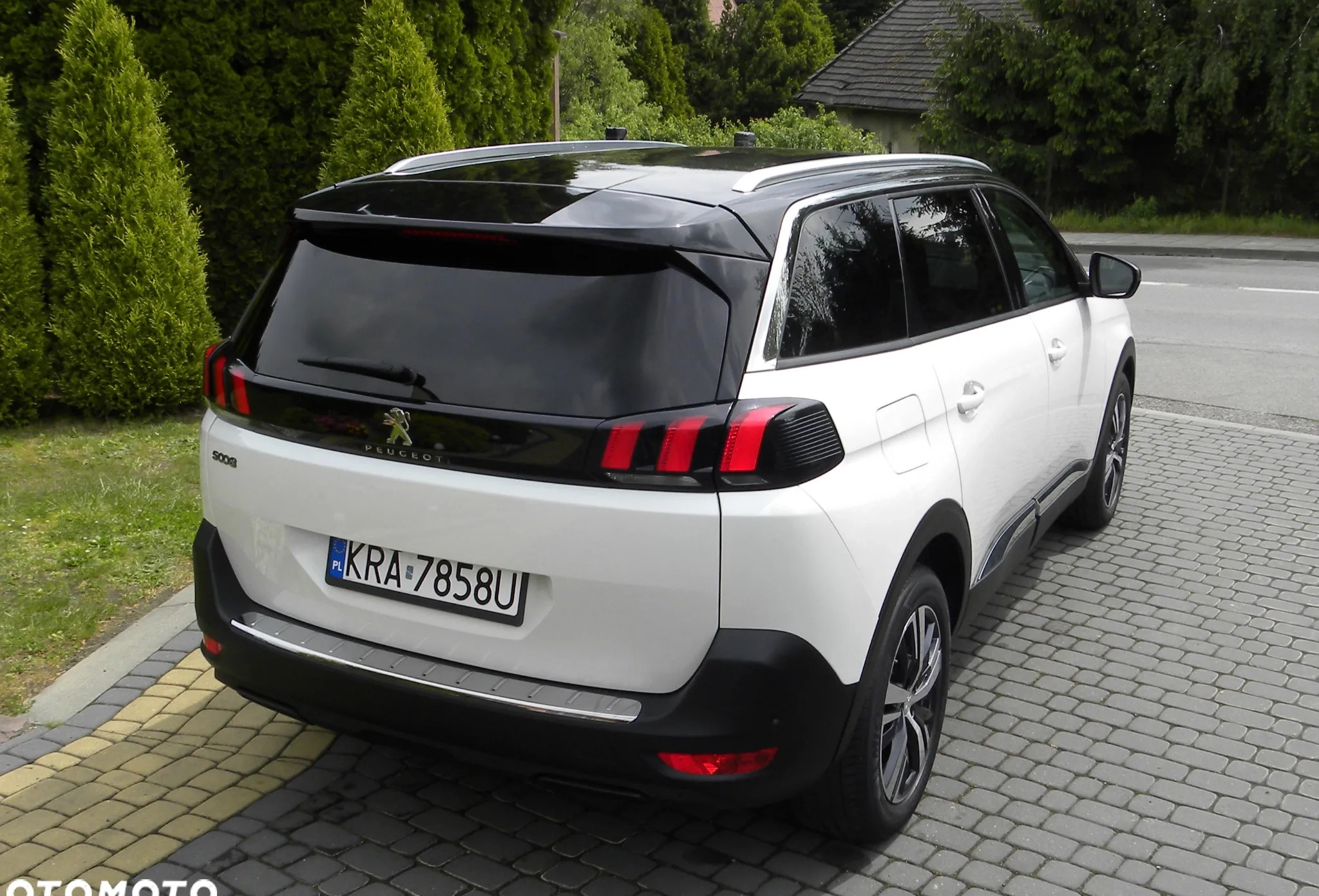 Peugeot 5008 cena 93000 przebieg: 46073, rok produkcji 2018 z Wieliczka małe 562